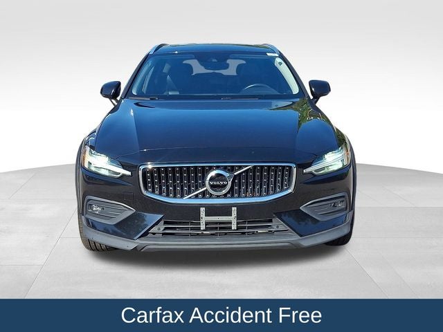 2021 Volvo V60 Cross Country T5
