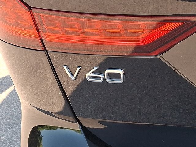 2021 Volvo V60 Cross Country T5