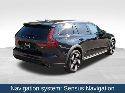2021 Volvo V60 Cross Country T5
