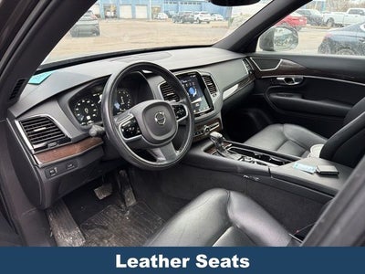 2018 Volvo XC90 T6 Momentum