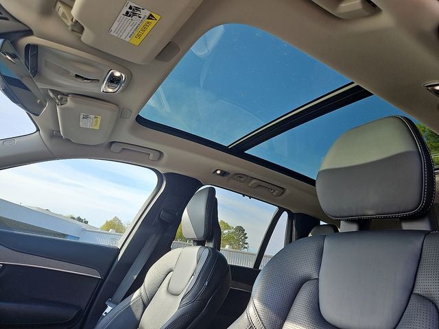2021 Volvo XC90 T6 Inscription