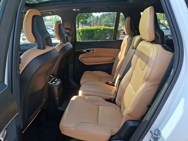 2021 Volvo XC90 Recharge Plug-In Hybrid T8 Inscription 7 Passenger