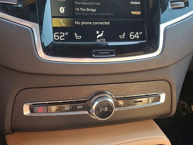 2021 Volvo XC90 Recharge Plug-In Hybrid T8 Inscription 7 Passenger