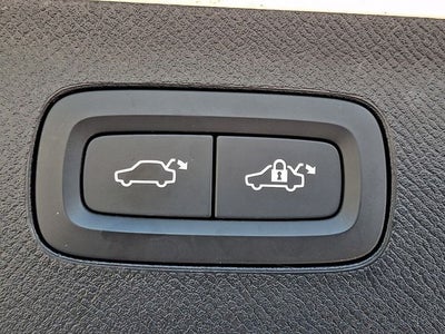 2021 Volvo XC90 Recharge Plug-In Hybrid T8 Inscription 7 Passenger