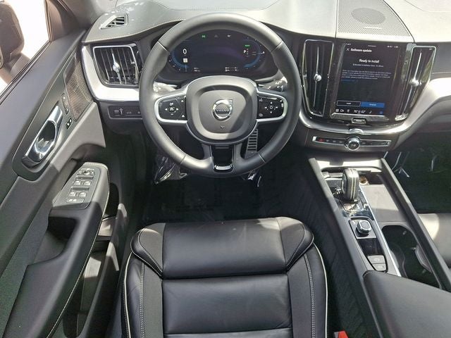 2022 Volvo XC60 Recharge Plug-In Hybrid T8 R-Design