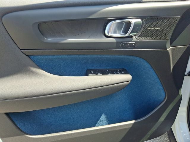 2023 Volvo XC40 Recharge Pure Electric Ultimate