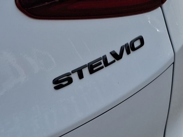 2019 Alfa Romeo Stelvio Base