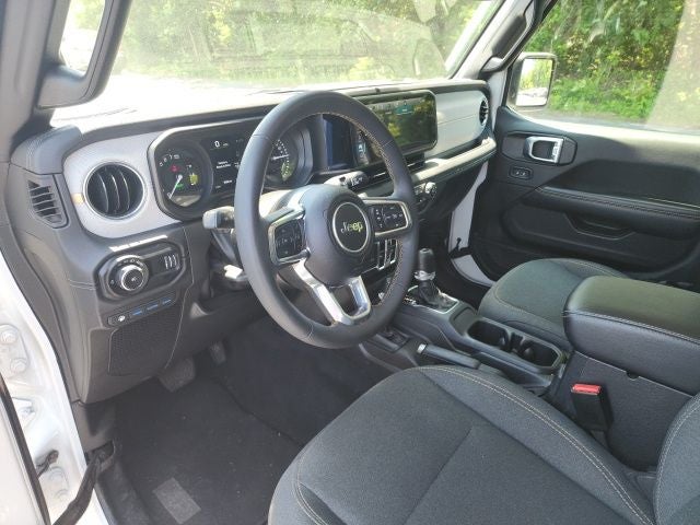 2024 Jeep Wrangler Sahara 4xe