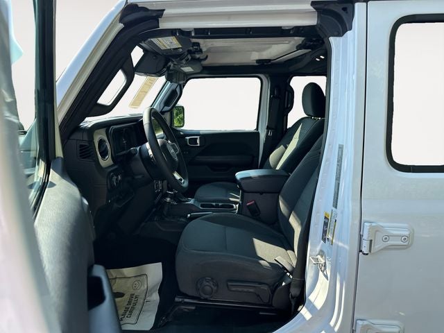 2024 Jeep Wrangler Sahara 4xe