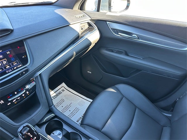 2023 Cadillac XT6 Luxury