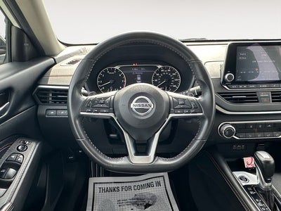 2022 Nissan Altima 2.5 SR