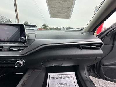 2024 Nissan Altima 2.5 SR