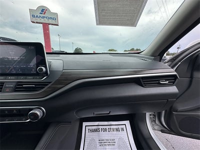 2023 Nissan Altima 2.5 SV