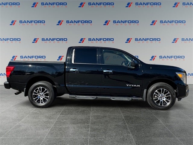 2021 Nissan Titan SV