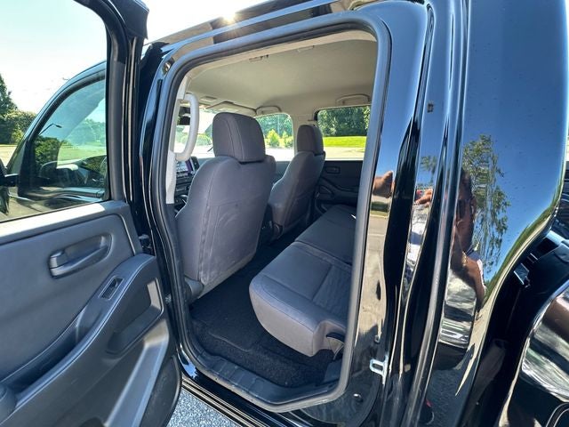 2023 Nissan Frontier S