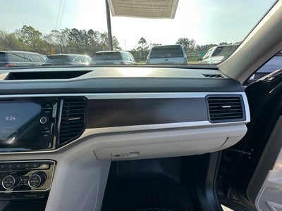 2022 Volkswagen Atlas 3.6L V6 SE w/Technology