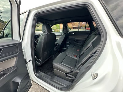 2023 Volkswagen Atlas Cross Sport 2.0T SEL R-Line
