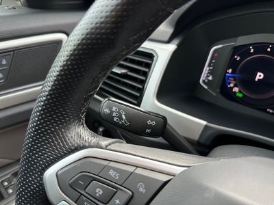 2023 Volkswagen Atlas Cross Sport 2.0T SEL R-Line
