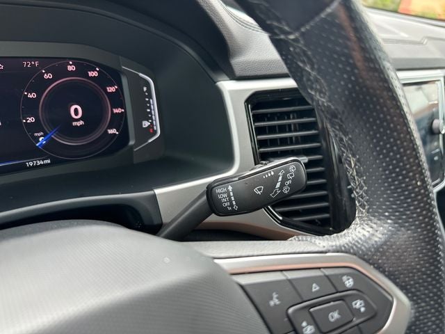 2023 Volkswagen Atlas Cross Sport 2.0T SEL R-Line