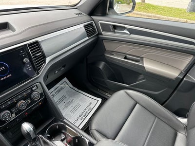 2023 Volkswagen Atlas Cross Sport 2.0T SEL R-Line