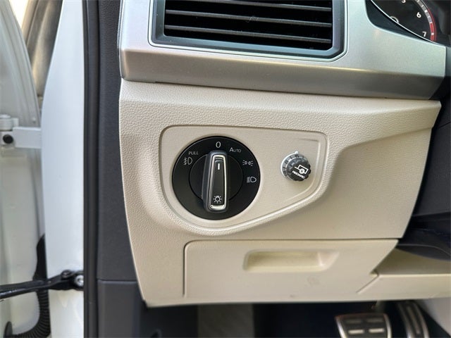 2019 Volkswagen Atlas 3.6L V6 SE R-Line