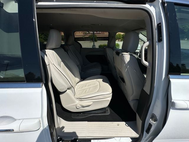 2020 Chrysler Pacifica Hybrid Limited