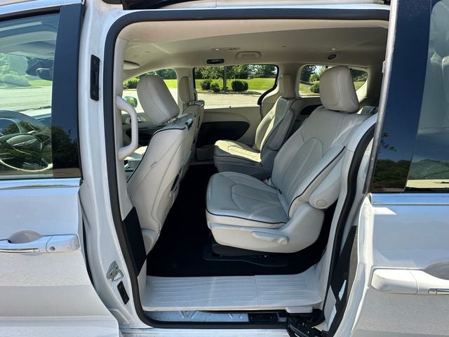 2020 Chrysler Pacifica Hybrid Limited