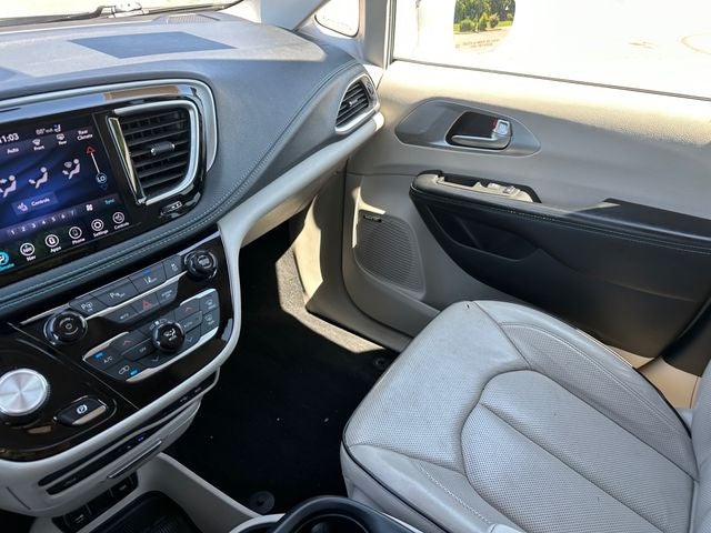 2020 Chrysler Pacifica Hybrid Limited
