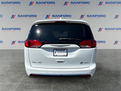 2020 Chrysler Pacifica Hybrid Limited