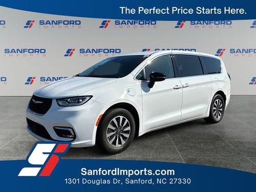 2024 Chrysler Pacifica Hybrid Select