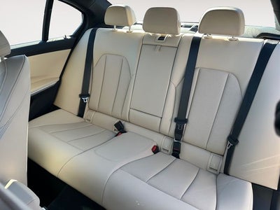 2025 BMW 3 Series 330i