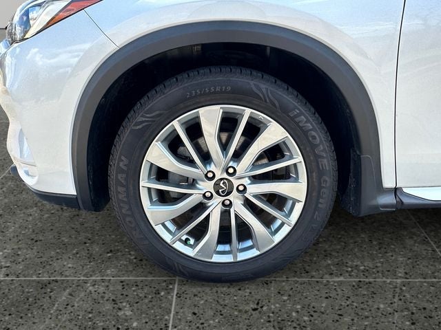 2023 INFINITI QX50 LUXE