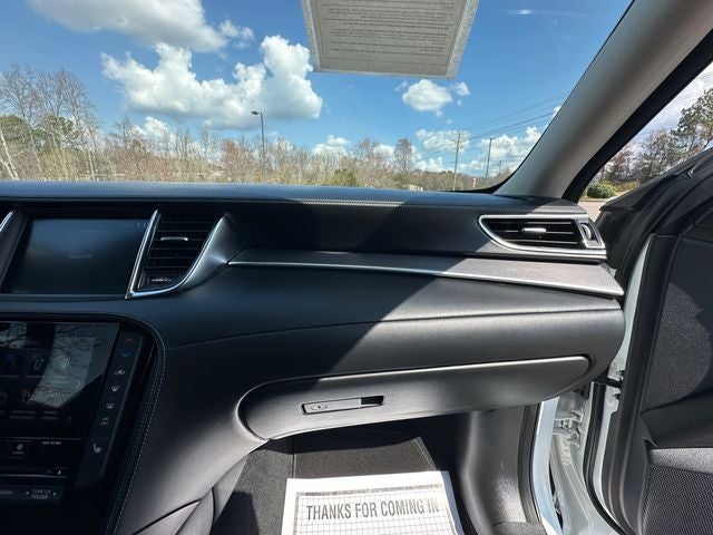 2023 INFINITI QX50 LUXE