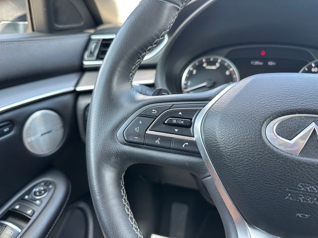 2023 INFINITI QX50 LUXE