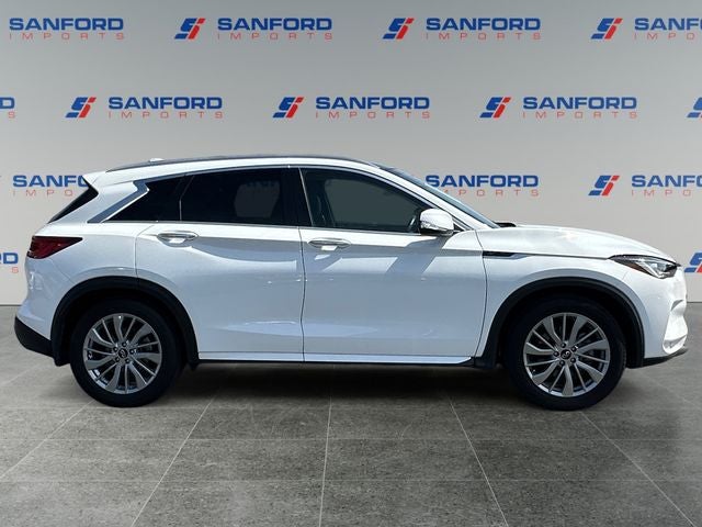 2023 INFINITI QX50 LUXE