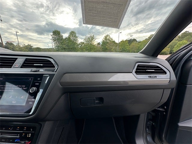 2022 Volkswagen Tiguan 2.0T SE R-Line Black