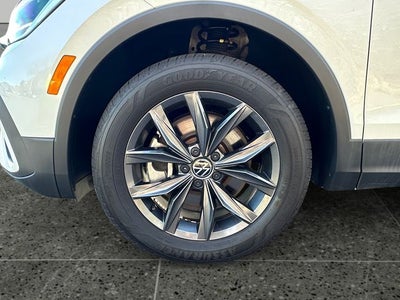 2023 Volkswagen Tiguan 2.0T SE