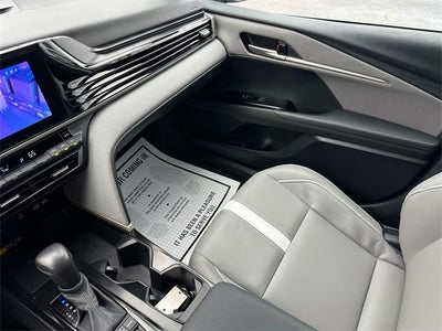 2025 Toyota Camry SE