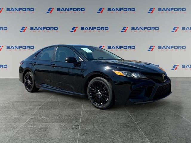 2020 Toyota Camry SE Nightshade