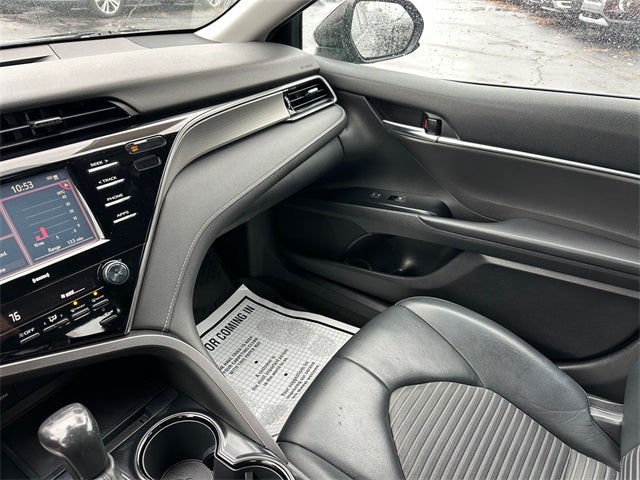 2020 Toyota Camry SE