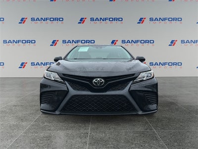 2020 Toyota Camry SE