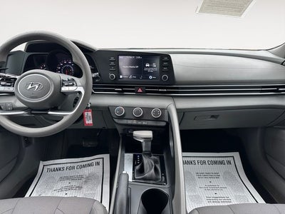 2021 Hyundai Elantra SE