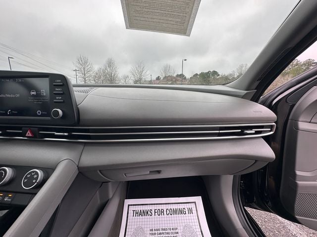 2021 Hyundai Elantra SE