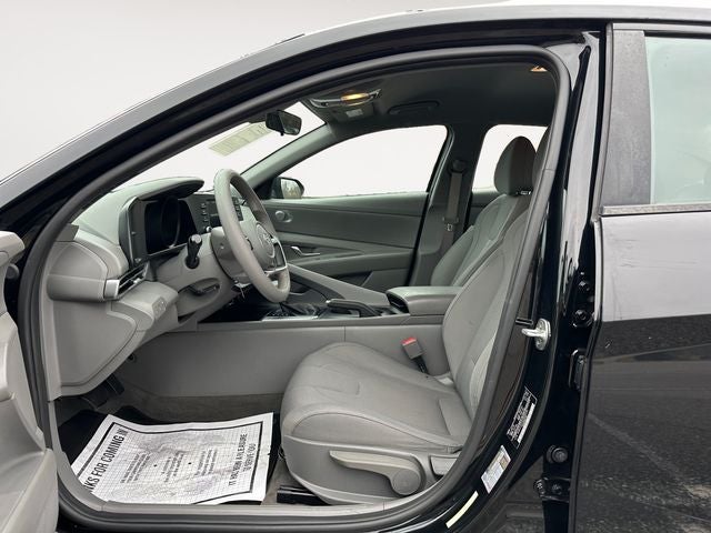 2021 Hyundai Elantra SE