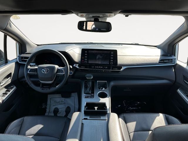 2023 Toyota Sienna XSE 7 Passenger