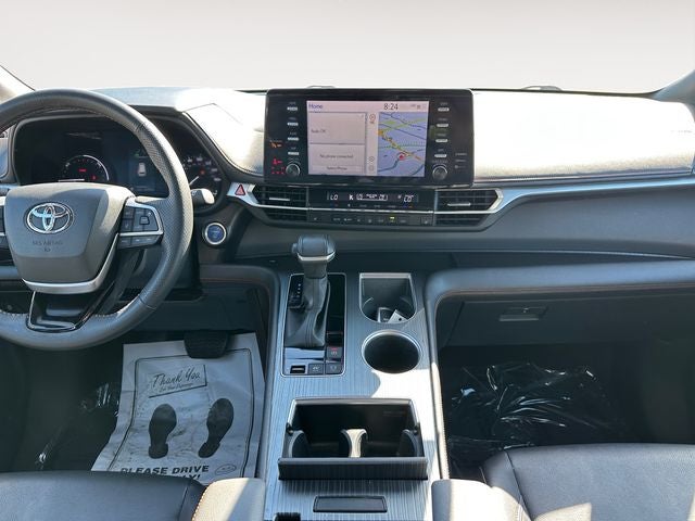 2023 Toyota Sienna XSE 7 Passenger