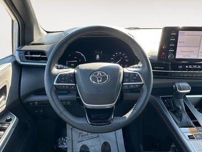 2023 Toyota Sienna XSE 7 Passenger