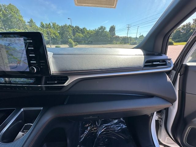 2023 Toyota Sienna XSE 7 Passenger