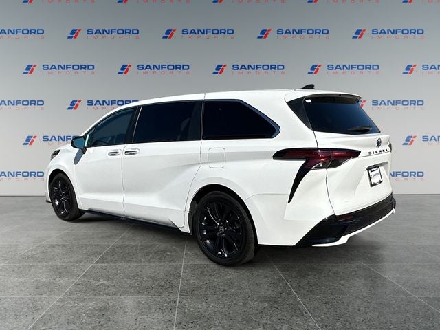2023 Toyota Sienna XSE 7 Passenger