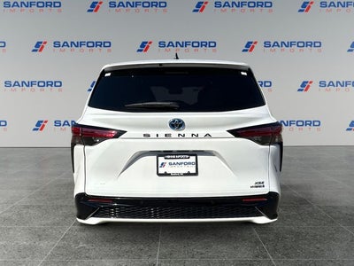 2023 Toyota Sienna XSE 7 Passenger